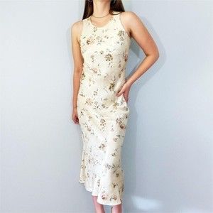 1990s Classic Silky Floral Brocade Sleeveless Dress-Back Button Key Hole Closure